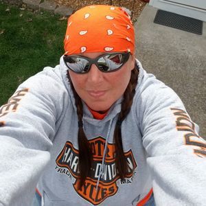 Meet your Posher, Sharon